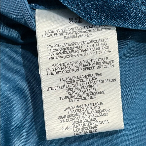 Lot Of 2 BCBGeneration Mini Skirts NWT Women’s Sz S Blue Velvet + Black Metallic - Picture 12 of 13